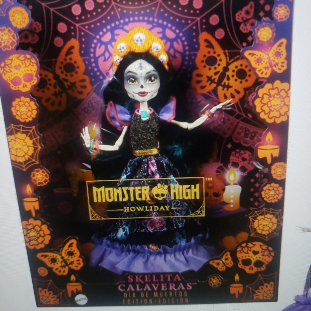 MONSTER HIGH DOLL - Picture 2 of 3